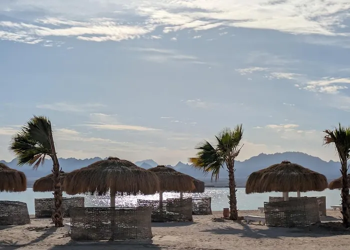 Villa 2br Pool Front Soma Bay Near Mesca *