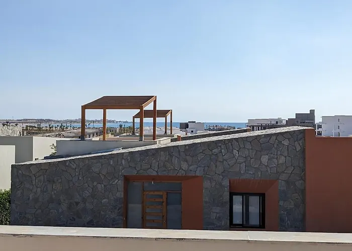 2br Pool Front Soma Bay Near Mesca *